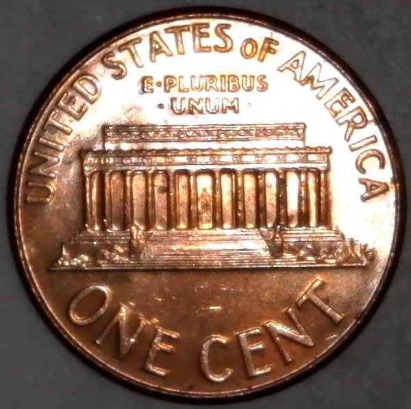 2007-P-Lincoln-Memorial-Cent-Struck-Through-Debris